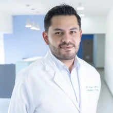 Foto de Dr. Nessler López Campos, Ortopedia y Traumatología en Querétaro