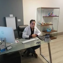 Foto de Dr. Norberto Antonio Rosales Mares, Ortopedia y Traumatología en Querétaro