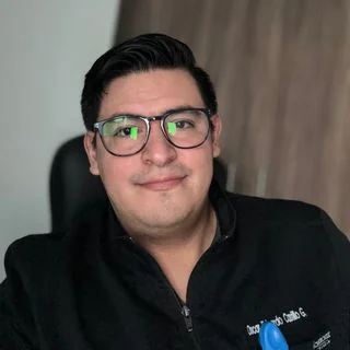 Foto de Dr. Oscar Eduardo Castillo Garcia, Ortopedia y Traumatología en Querétaro