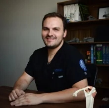 Foto de Dr. R. Charbel Lugo Palacios, Ortopedia y Traumatología en Querétaro