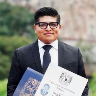 Dr. Rodrigo Rivera Moreno médico