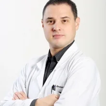 Foto de Dr. Abraham López Zepeda, Urología en Cancún