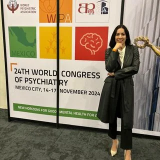 Foto de Dr. Ana Laura Orgaz, Psiquiatría en Cancún