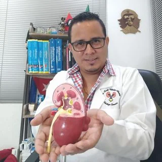 Foto de Dr. Sendic Villatoro Moreno, Urología en Cancún