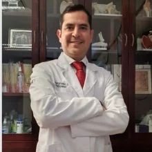 Foto de Dr. Armando Alvarez Martínez, Ortopedia y Traumatología en San Luis Potosí