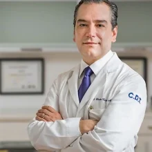 Foto de Dr. Claudio Cayetano Castillo Martinez 2, Dermatología en San Luis Potosí