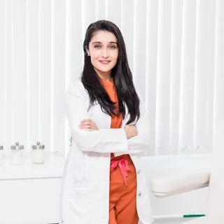 Foto de Dr. Eloísa Ramírez García, Dermatología en San Luis Potosí
