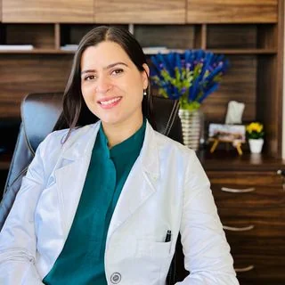 Foto de Dr. Ivi Perla Ntezes Hidalgo, Ortopedia y Traumatología en San Luis Potosí