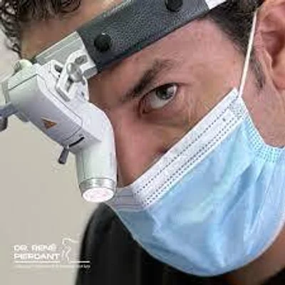 Foto de Dr. René Pierdant Lozano, Cirugía Plástica y Reconstructiva en San Luis Potosí