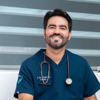 Foto de Dr. Alfredo Medina Flores 2, Geriatría en Culiacán