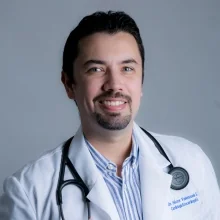 Foto de Dr. Héctor Valenzuela Suárez, Cardiología en Culiacán