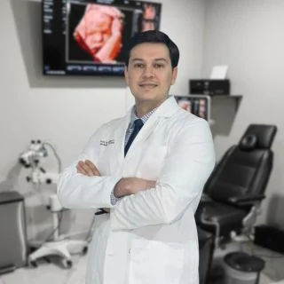 Foto de Dr. Víctor Manuel Martínez Beltrán, Ginecología y Obstetricia en Culiacán