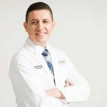 Foto de Dr. Alberto Blas Reina, Urología en Hermosillo