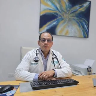 Foto de Dr. Michael Silva Baltazar, Medicina Interna en Hermosillo