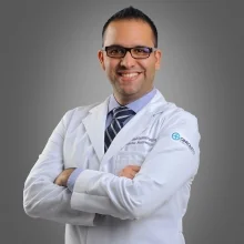 Foto de Dr. Armando Quiñones Mendoza, Ginecología y Obstetricia en Matamoros