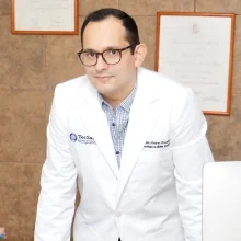 Foto de Dr. Abraham Alvarez Rosales, Ginecología y Obstetricia en Veracruz