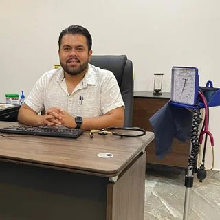 Foto de Dr. Andrés Velasco, Medicina Interna en Veracruz