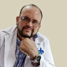 Foto de Dr. Edmundo Denis Rodriguez, Dermatología en Veracruz