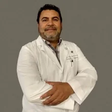 Foto de Dr. Omar Sánchez Cruz, Ortopedia y Traumatología en Veracruz