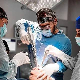 Foto de Dr. Rogelio Nieves Villa, Ortopedia y Traumatología en Veracruz