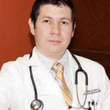 Foto de Dr. Adrián Alejandro Ceballos López, Medicina Interna en Mérida