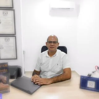 Foto de Dr. David Humberto Martínez Oliva, Medicina Interna en Mérida