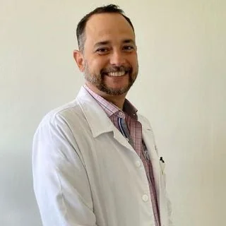 Foto de Dr. Efrain Arce Torreblanca, Medicina Interna en Mérida