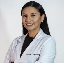 Foto de Dr. Gabriela Salguero Becerra, Urología en Mérida