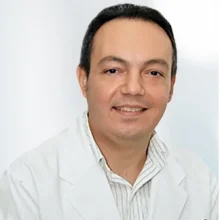 Foto de Dr. Hernán Ramírez Mena, Ortopedia y Traumatología en Mérida