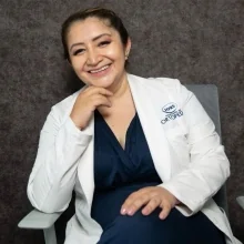 Foto de Dr. Silvia Carolina Pérez Acal, Ortopedia y Traumatología en Mérida